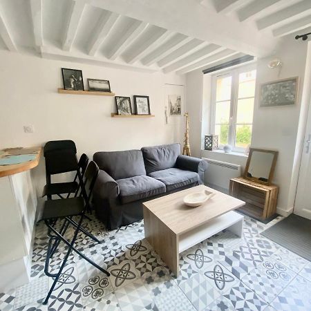Charmante Maison Au Coeur De Villerville Zewnętrze zdjęcie