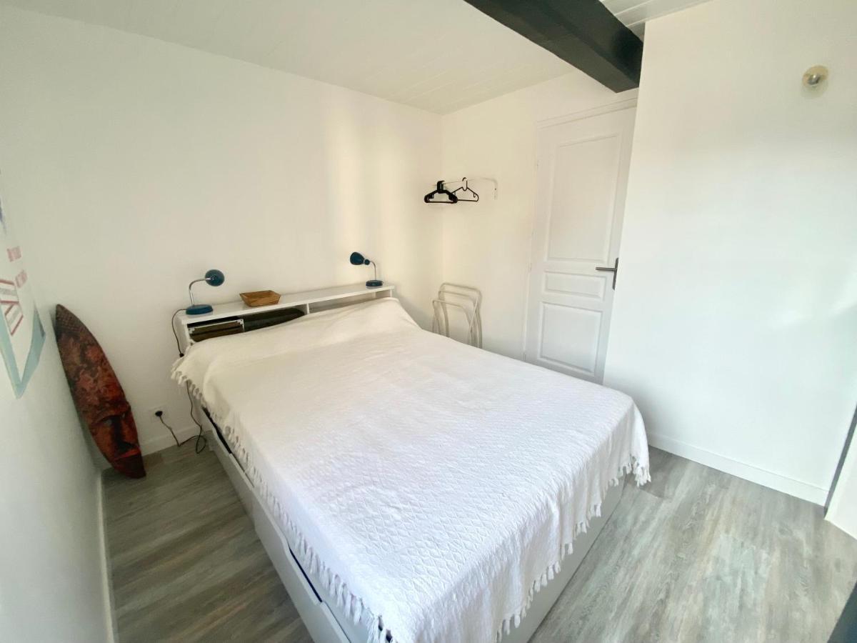 Charmante Maison Au Coeur De Villerville Zewnętrze zdjęcie