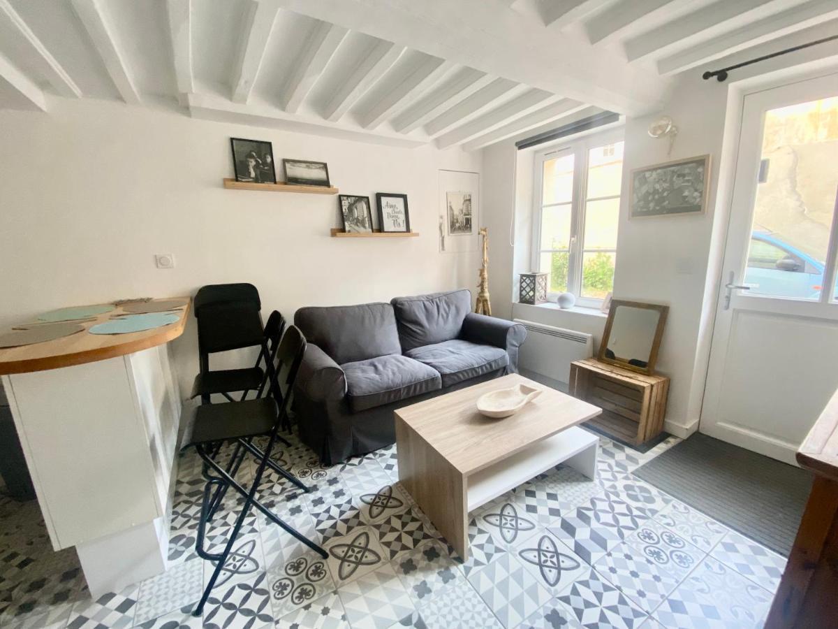 Charmante Maison Au Coeur De Villerville Zewnętrze zdjęcie